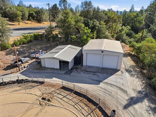 19664 Penn Valley Dr, Penn Valley, CA 95946