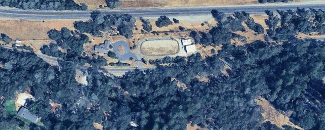 19664 Penn Valley Dr, Penn Valley, CA 95946