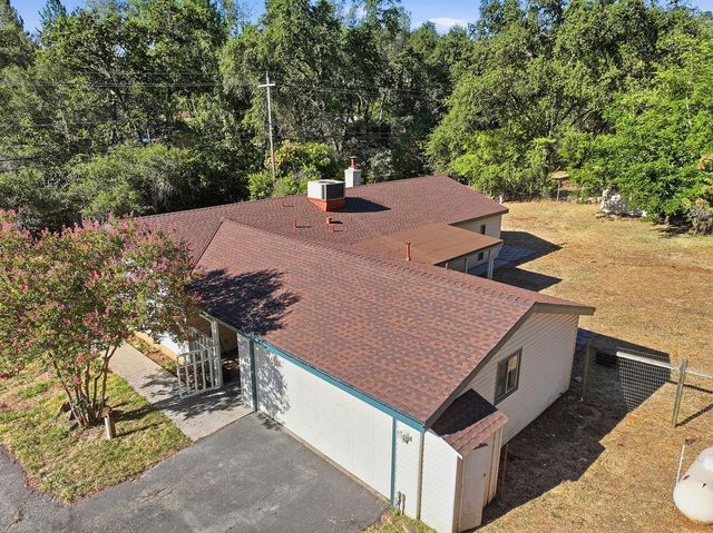 19664 Penn Valley Dr, Penn Valley, CA 95946