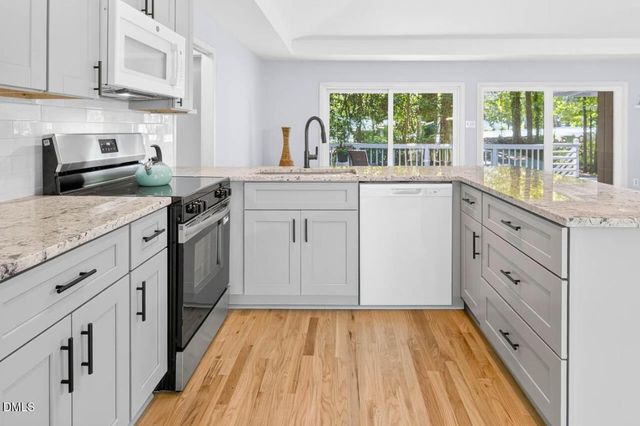 1547 Ephesus Church Road, Chapel Hill, NC 27517