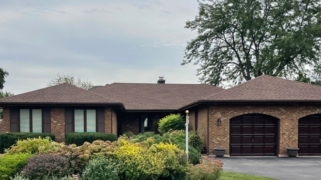 22W507 John Court, Medinah, IL 60157 — exterior