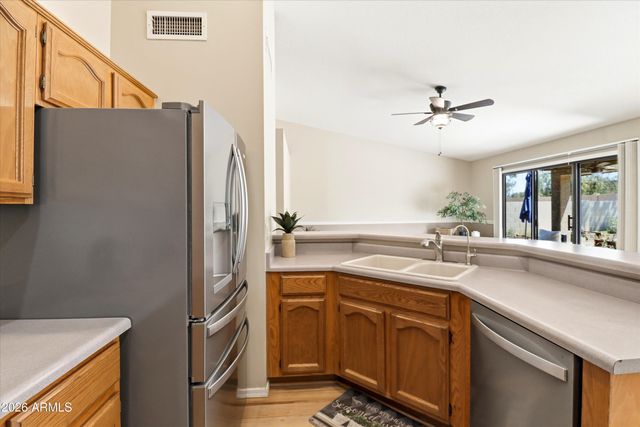 25625 S FLAME TREE Drive, Sun Lakes, AZ 85248