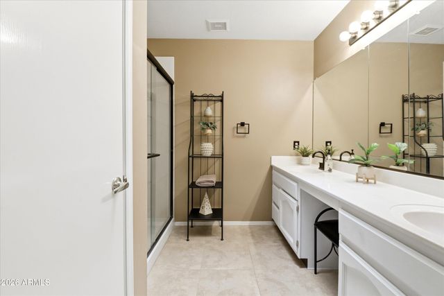 25625 S FLAME TREE Drive, Sun Lakes, AZ 85248
