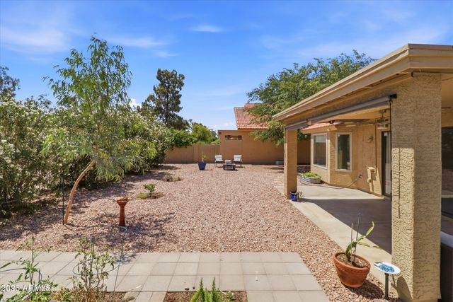 25625 S FLAME TREE Drive, Sun Lakes, AZ 85248