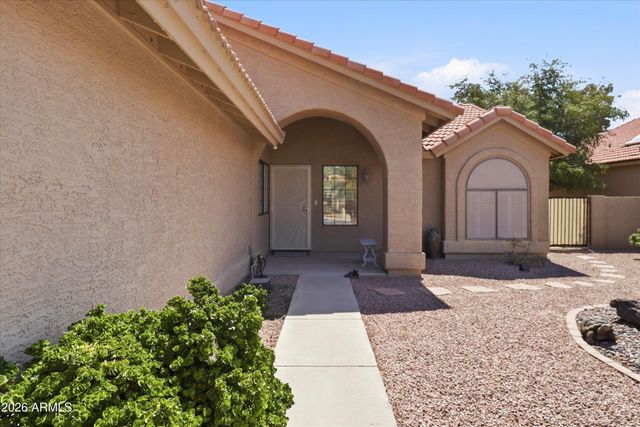 25625 S FLAME TREE Drive, Sun Lakes, AZ 85248