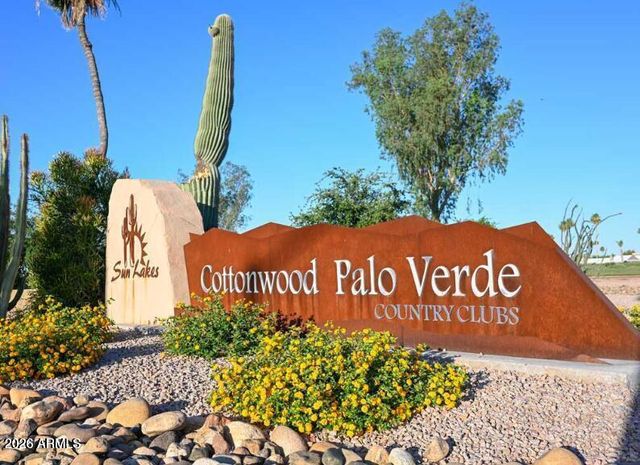 25625 S FLAME TREE Drive, Sun Lakes, AZ 85248