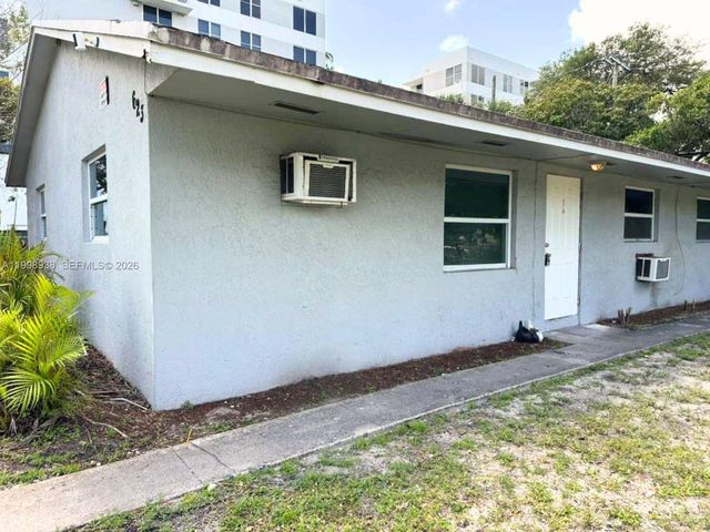 623 NW 3rd Ave 1, Fort Lauderdale, FL 33311