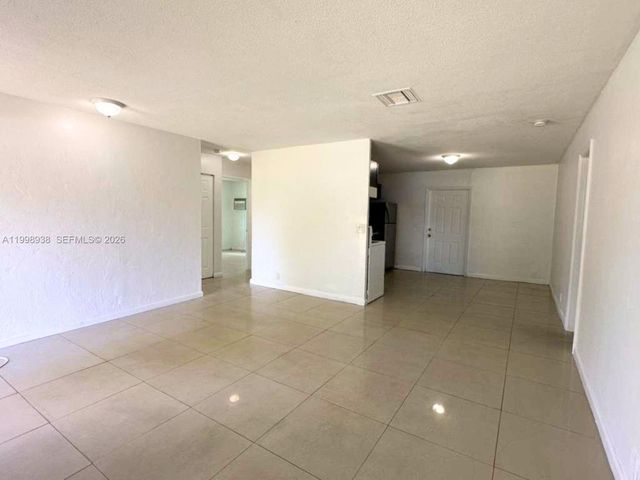 623 NW 3rd Ave 1, Fort Lauderdale, FL 33311