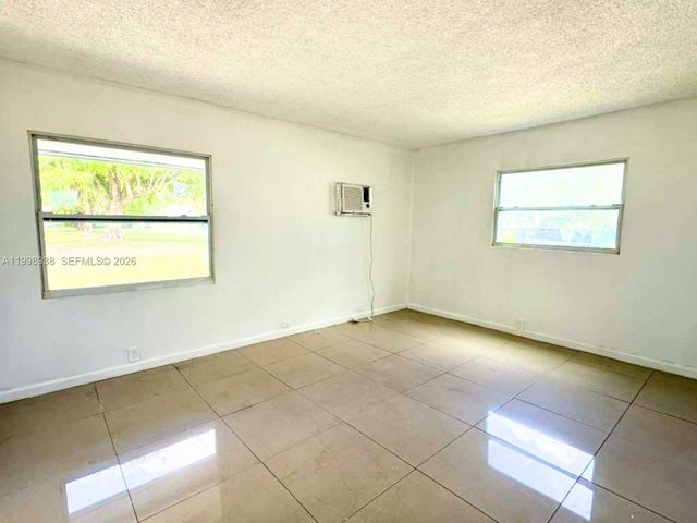 623 NW 3rd Ave 1, Fort Lauderdale, FL 33311