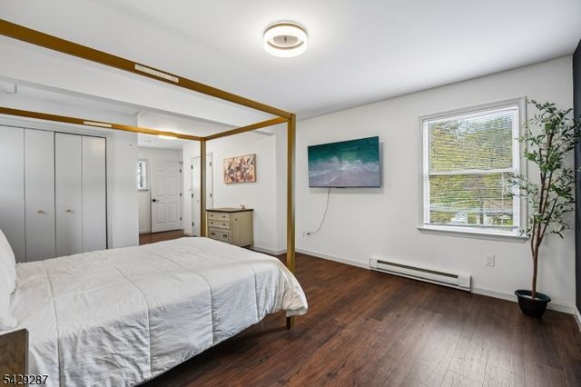 181 Orben Dr, Mount Arlington Boro, NJ 07850