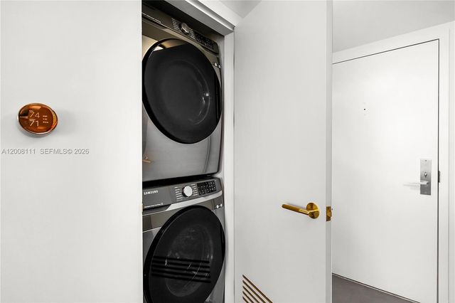 1800 Sunset Harbour Dr 2105, Miami Beach, FL 33139