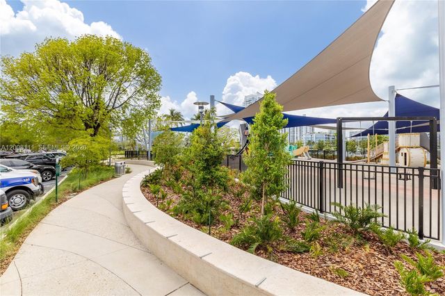 1800 Sunset Harbour Dr 2105, Miami Beach, FL 33139