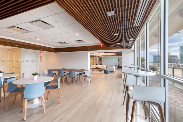 1800 Sunset Harbour Dr 2105, Miami Beach, FL 33139