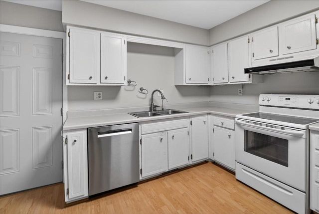 214 Grand Canyon Drive, Madison, WI 53705