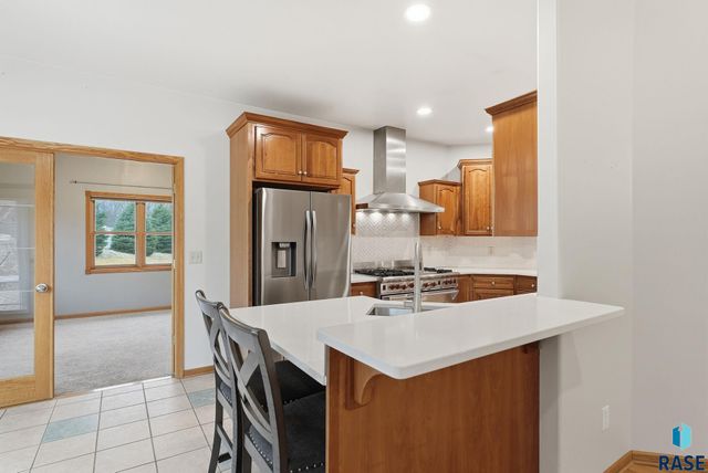 7505 W 15th St Street, Sioux Falls, SD 57106