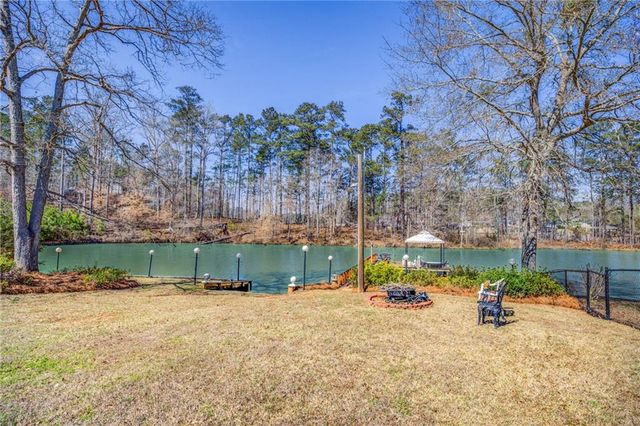 156 Montego Bay NW Road, Milledgeville, GA 31061