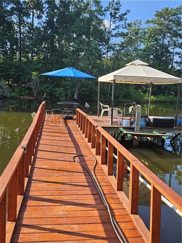 156 Montego Bay NW Road, Milledgeville, GA 31061