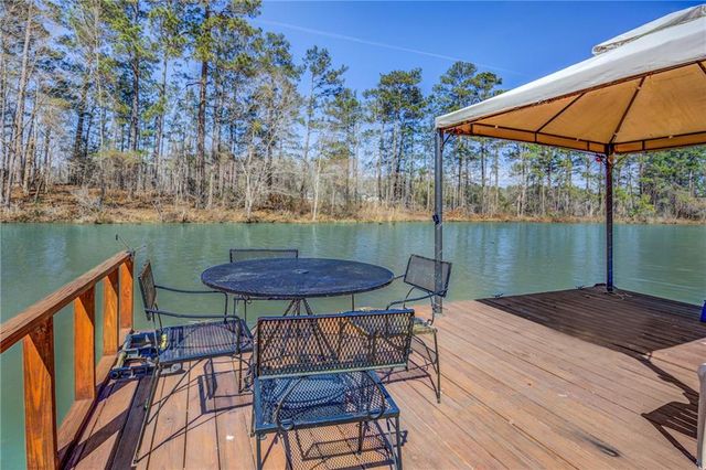 156 Montego Bay NW Road, Milledgeville, GA 31061