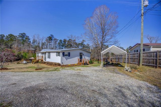 156 Montego Bay NW Road, Milledgeville, GA 31061