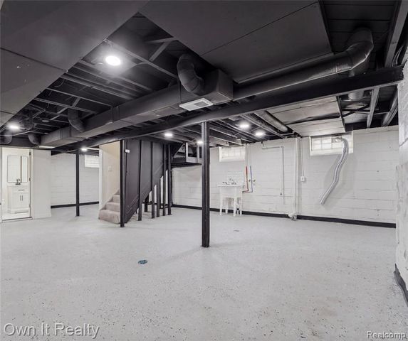 20190 Stansbury Street, Detroit, MI 48235
