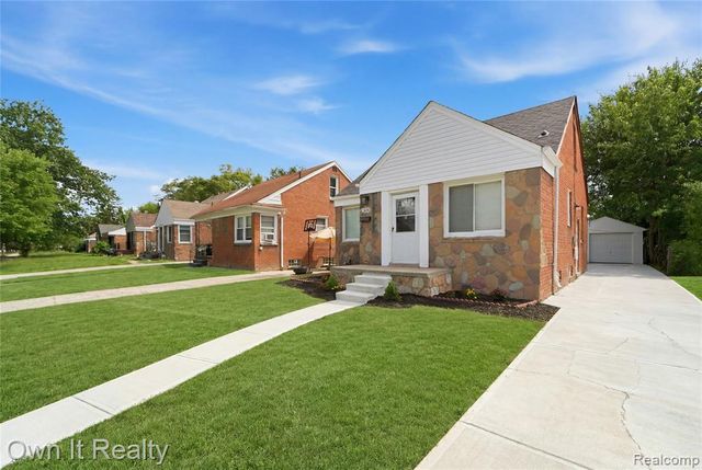 20190 Stansbury Street, Detroit, MI 48235