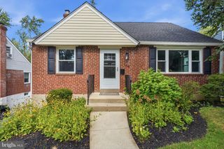 135 ROCKWOOD DR, Havertown, PA 19083