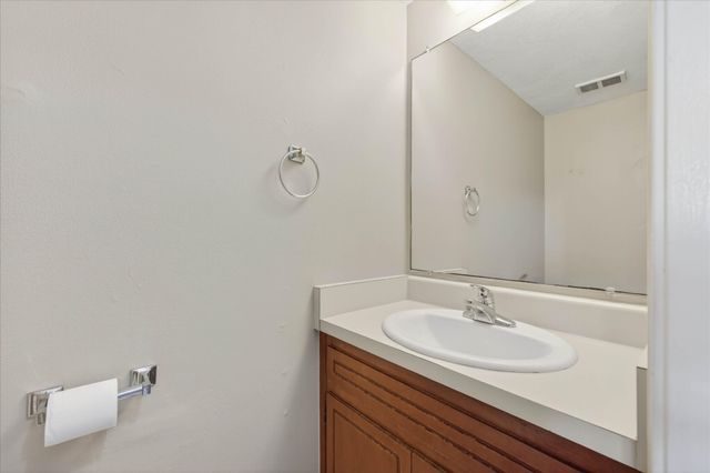 921 Kingsbury Dr Apt C, Clarksville, TN 37040