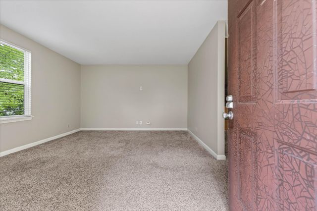 921 Kingsbury Dr Apt C, Clarksville, TN 37040