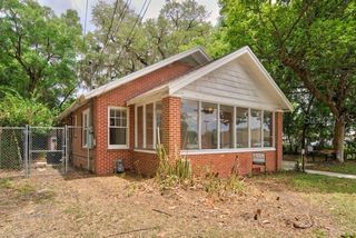113 NW 11TH STREET 1/2, Gainesville, FL 32601