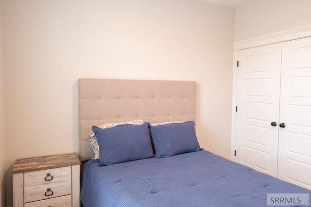 857 Oak Hill Way, Rexburg, ID 83440