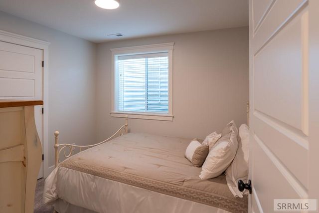 857 Oak Hill Way, Rexburg, ID 83440