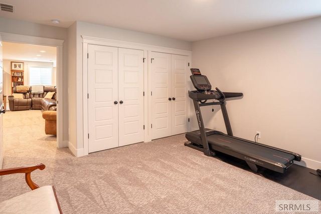 857 Oak Hill Way, Rexburg, ID 83440