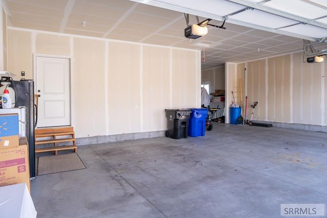 857 Oak Hill Way, Rexburg, ID 83440