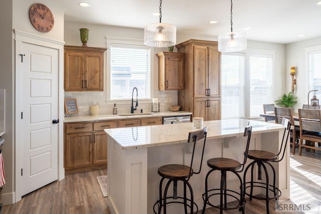 857 Oak Hill Way, Rexburg, ID 83440