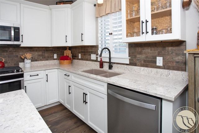 6327 Ridge Stone Dr S, Billings, MT 59106