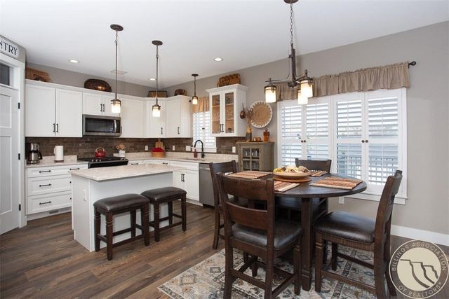 6327 Ridge Stone Dr S, Billings, MT 59106