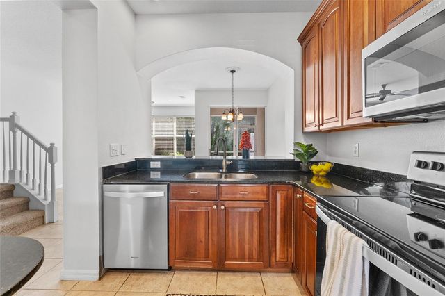 14055 WATERVILLE CIRCLE, Tampa, FL 33626