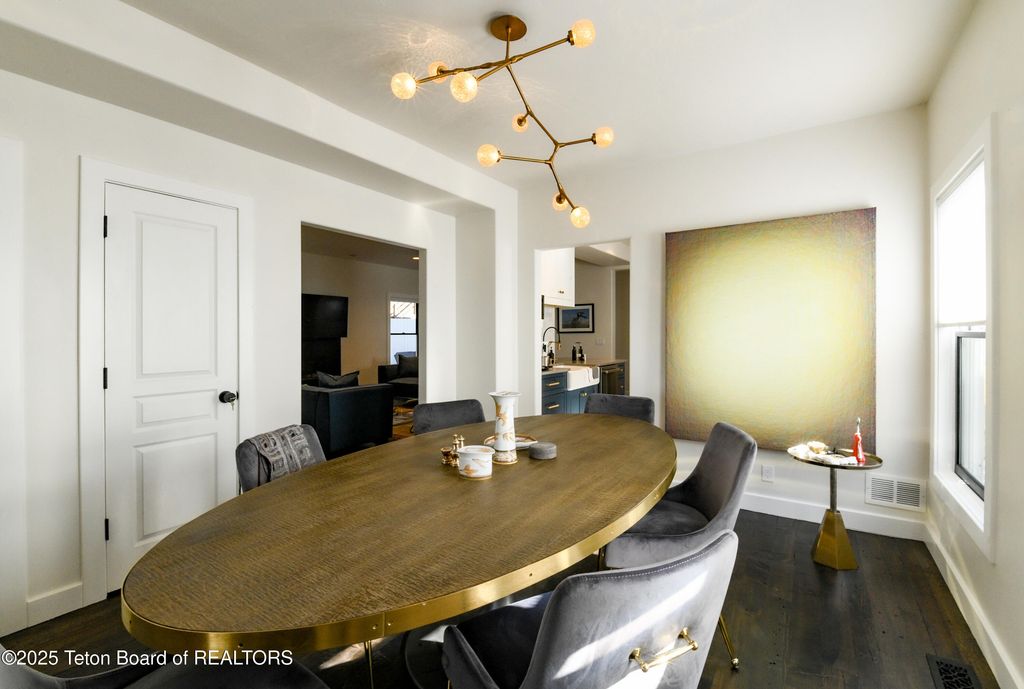 680 E HANSEN Avenue, Jackson, WY 83001 photo 12