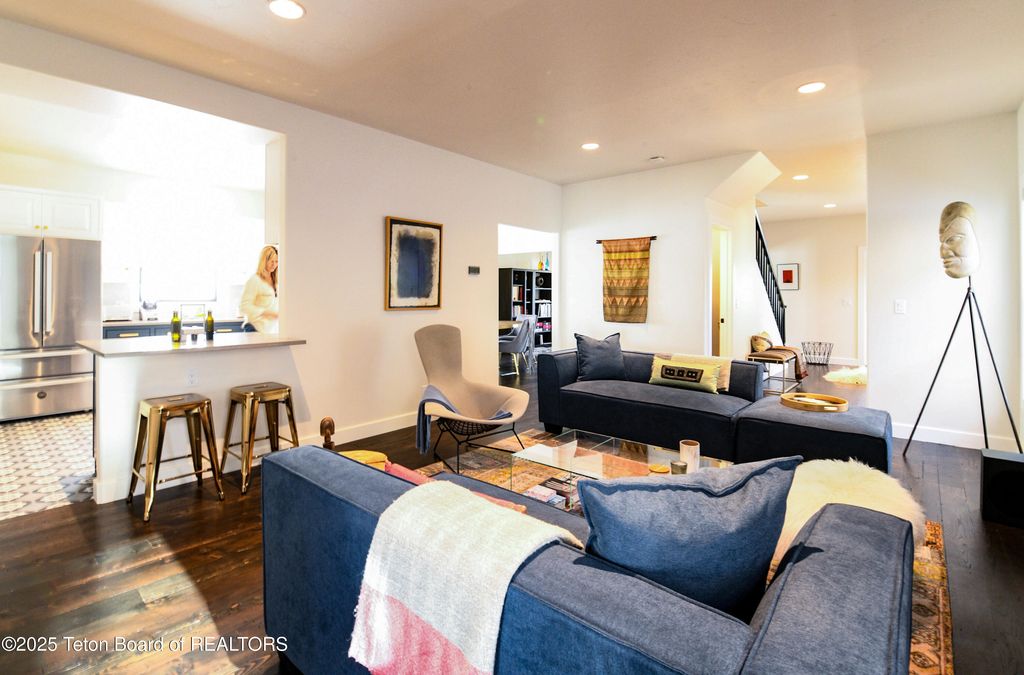 680 E HANSEN Avenue, Jackson, WY 83001 photo 7