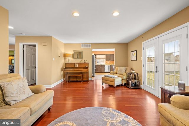 7 DERBY DRIVE, Sewell, NJ 08080