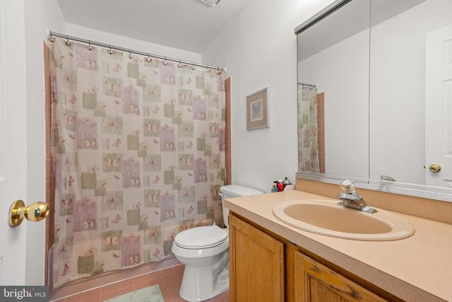 7 DERBY DRIVE, Sewell, NJ 08080