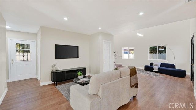 7601 Wilcox Avenue, Cudahy, CA 90201