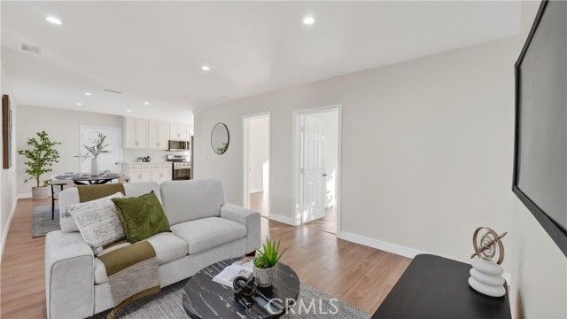 7601 Wilcox Avenue, Cudahy, CA 90201