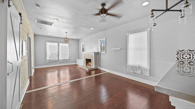 1503 Gibbs, San Antonio, TX 78202