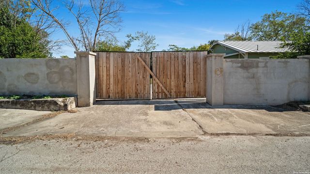 1503 Gibbs, San Antonio, TX 78202