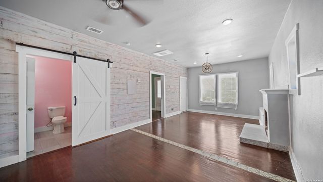 1503 Gibbs, San Antonio, TX 78202