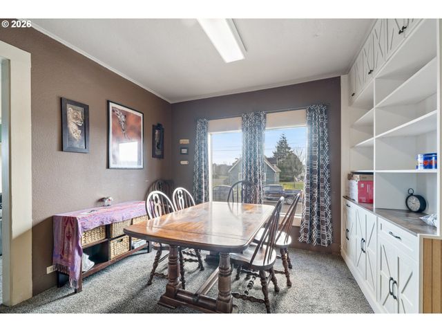 116 CEDAR Ave, Tillamook, OR 97141