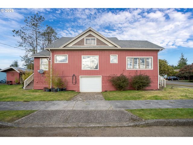 116 CEDAR Ave, Tillamook, OR 97141