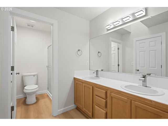 17413 Sw ROSE PETAL Ln, Beaverton, OR 97003