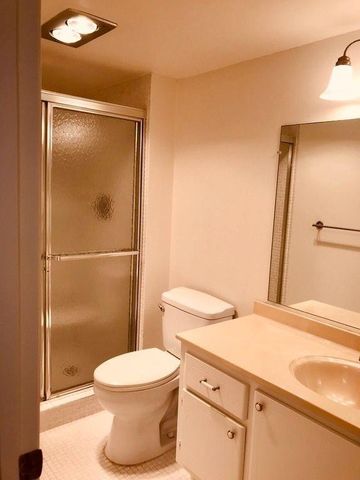 2069 Oakridge F 2069, Deerfield Beach, FL 33442